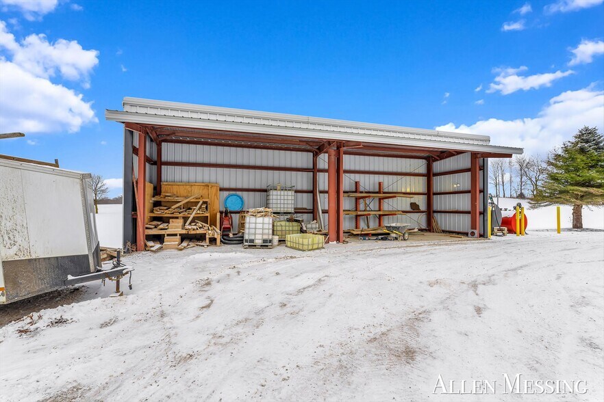 More Photos Of 1447 Kelsey Hwy, Ionia Flex For Sale