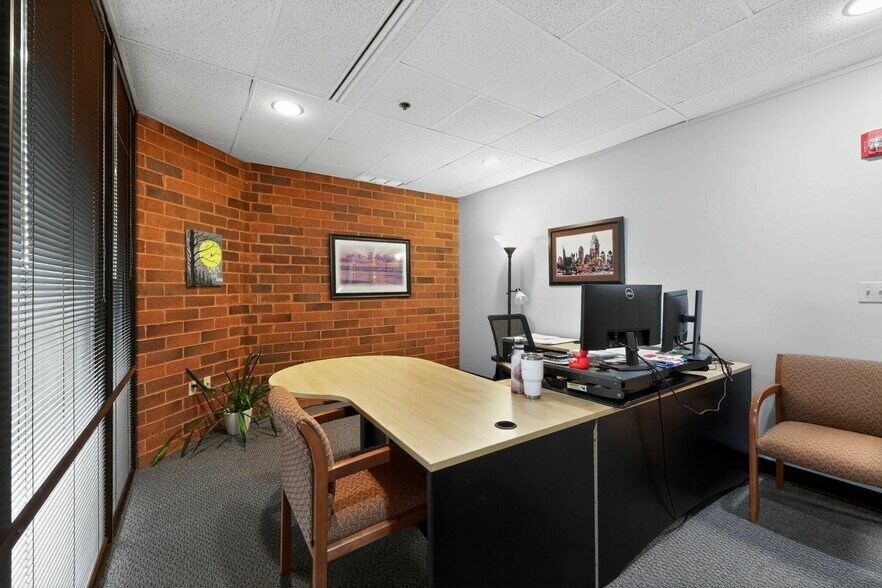 More Photos Of 400 TechneCenter Dr, Milford Office For Sale