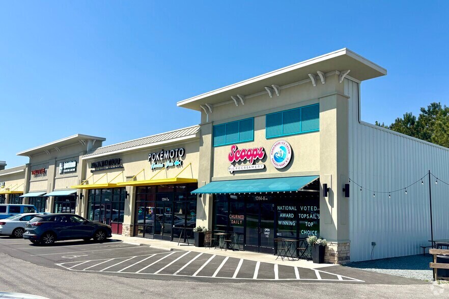 Primary Photo Of 1314 NC Highway 210, Sneads Ferry General Retail For Lease