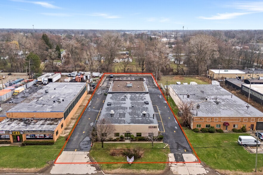 Primary Photo Of 12700 Inkster Rd, Redford Township Manufacturing For Sale