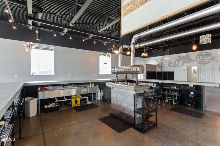 More Photos Of 213 11th St W, Williston Restaurant For Sale