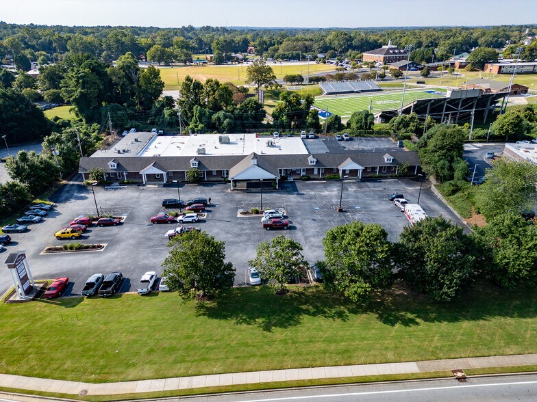 More Photos Of 4124 Highway 278 NE, Covington Office For Sale