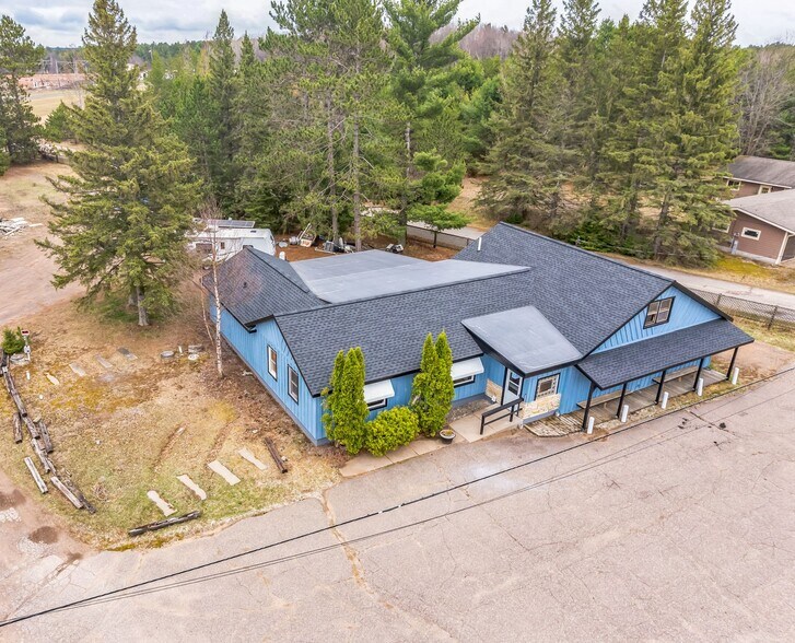 More Photos Of N11050 County Road A, Tomahawk Bar For Sale