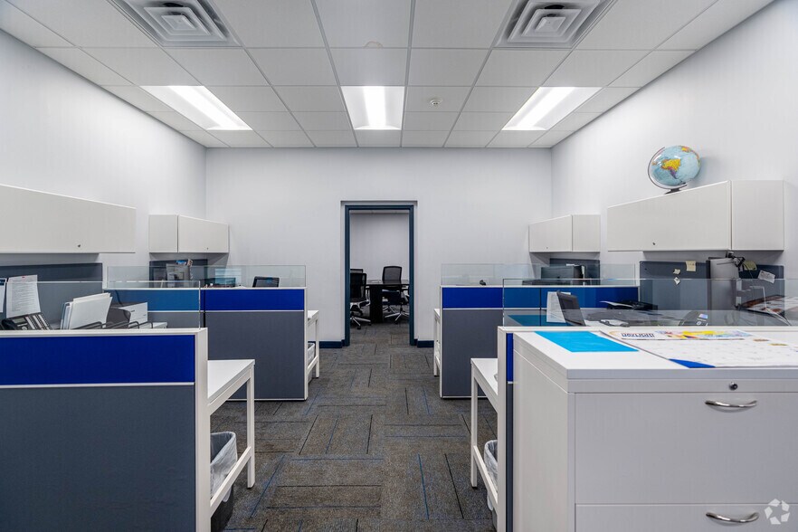 More Photos Of 8 Industrial Pky, Ringwood Warehouse For Sale