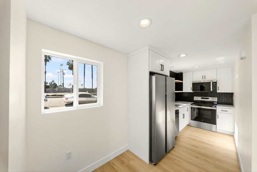 More Photos Of 4461 Farquhar Ave, Los Alamitos Apartments For Sale