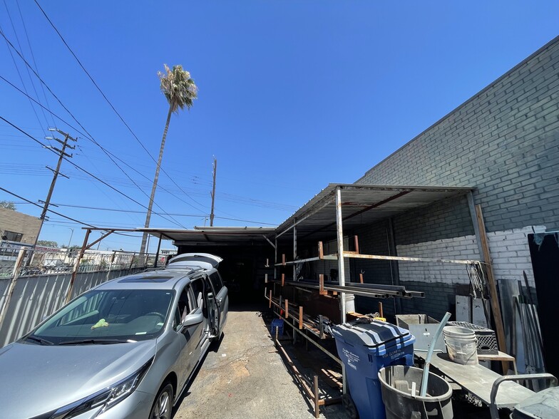 More Photos Of 3404 E Olympic Blvd, Los Angeles Manufacturing For Sale