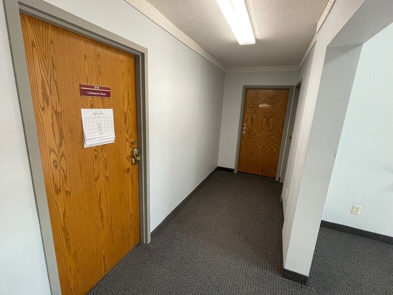 More Photos Of 303 21st St, Newport General Retail For Lease