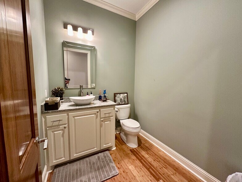 More Photos Of 302 Highland Park Cove, Ridgeland Medical For Lease