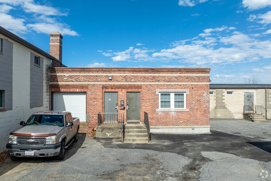 More Photos Of 75 Walnut St, Fitchburg Warehouse For Sale