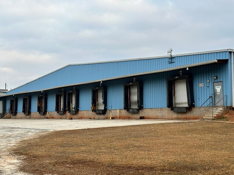 More Photos Of 1140 Monticello Hwy, Madison Distribution For Lease