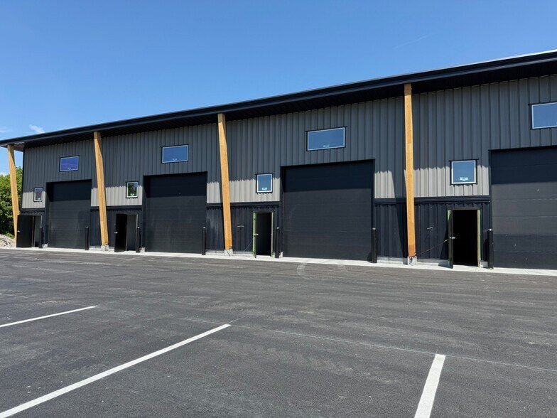 More Photos Of 4962 S 3300 W, Rexburg Light Distribution For Lease