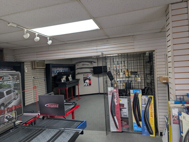 More Photos Of 158 S White Horse Pike, Audubon General Retail For Sale