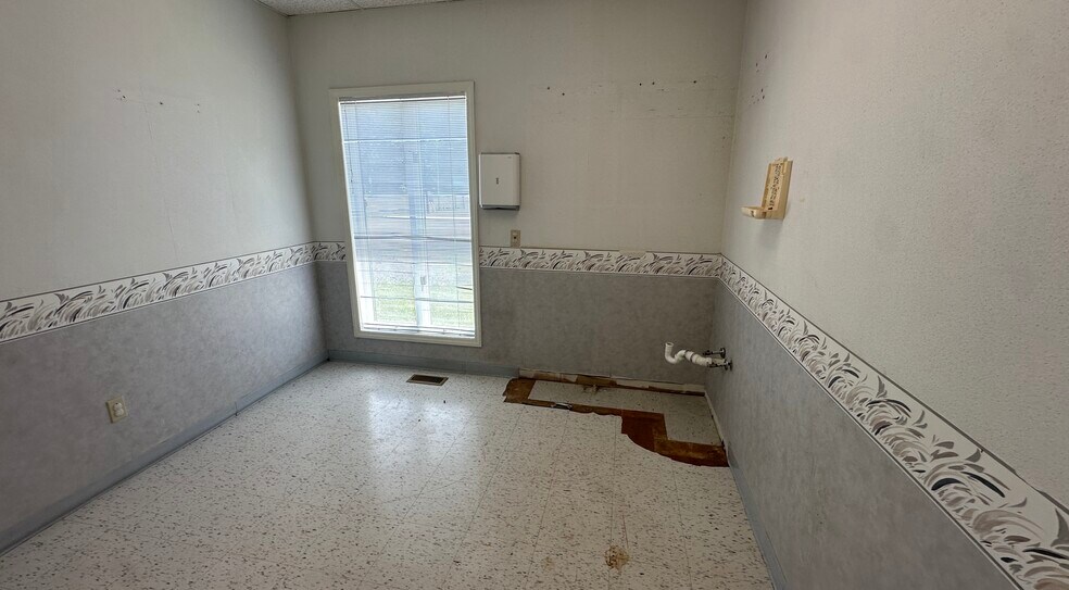 More Photos Of 444 Elmwood Ave, Alderson Medical For Sale