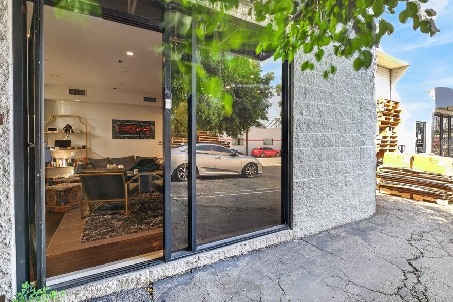 More Photos Of 1767 Standard Ave, Glendale Office For Lease