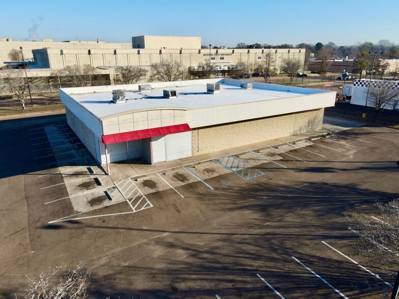 Primary Photo Of 320 Woodrow Wilson Ave, Jackson Freestanding For Sale