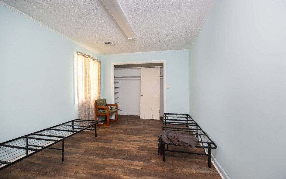 More Photos Of 7601 133rd Rd, Live Oak Assisted Living For Sale