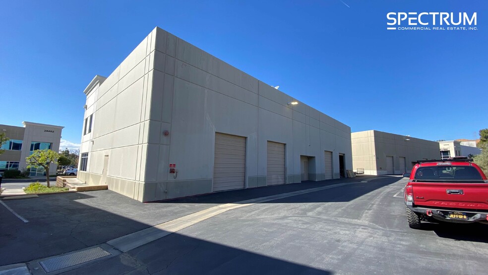 More Photos Of 28522-28528 Constellation Rd, Valencia Warehouse For Lease