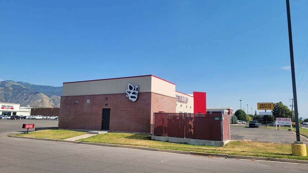 More Photos Of 1730 N Main St, North Logan Fast Food For Lease
