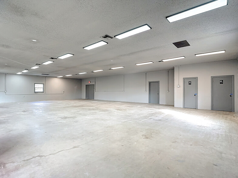 More Photos Of 8925 New York Ave, Hudson Warehouse For Lease