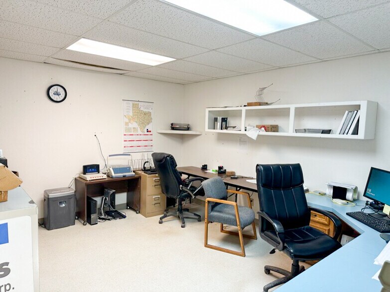 More Photos Of 3464 State Road 301, Sundown Warehouse For Sale