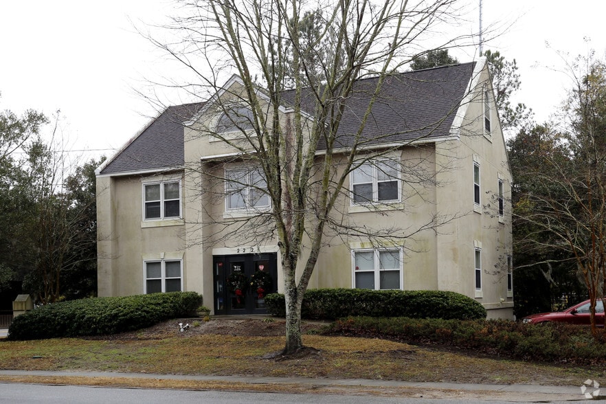 More Photos Of 2225 Ashley Crossing Dr, Charleston Office Residential For Lease
