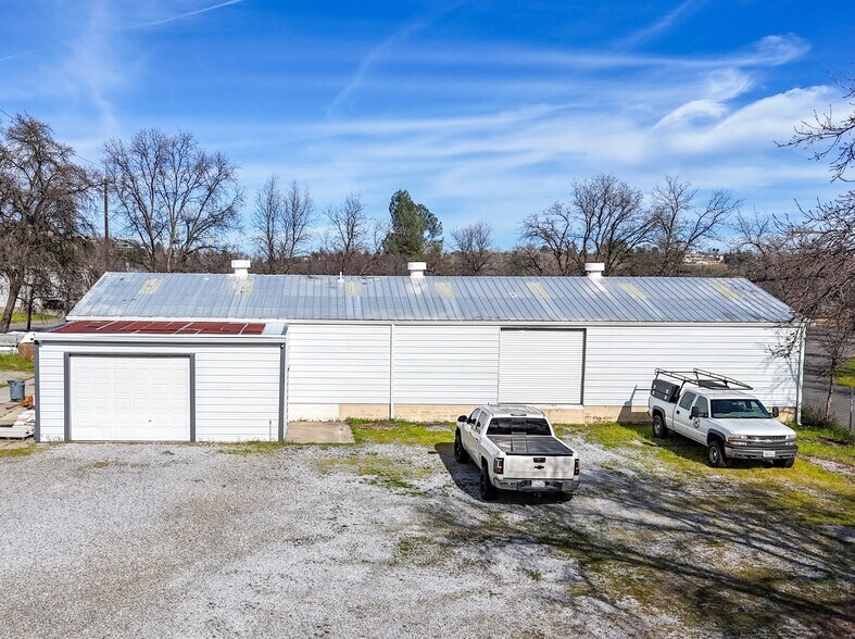 More Photos Of 895 Market st, Redding Industrial For Lease
