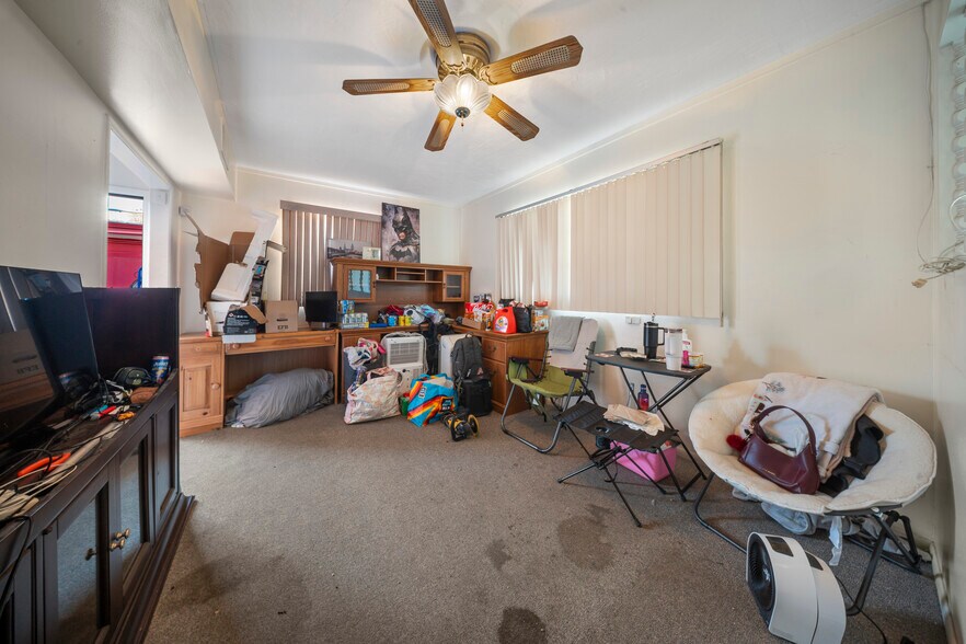 More Photos Of 8213-8215 E Main St, Mesa Auto Repair For Sale