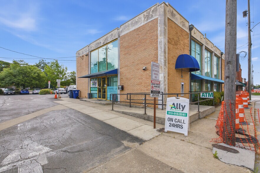 More Photos Of 201 New Bridge St, Jacksonville Office Residential For Sale