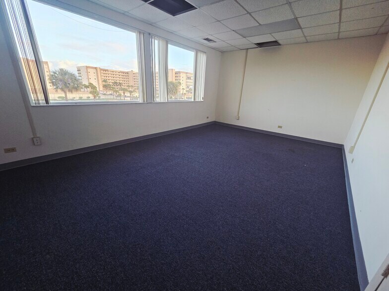 More Photos Of 1980 N Atlantic Ave, Cocoa Beach Medical For Lease