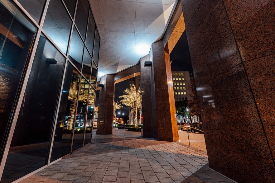 More Photos Of 445 North Blvd, Baton Rouge Office For Lease