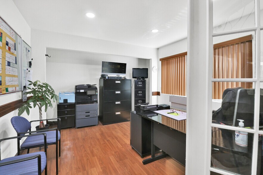 More Photos Of 15909 Vermont Ave, Paramount Apartments For Sale