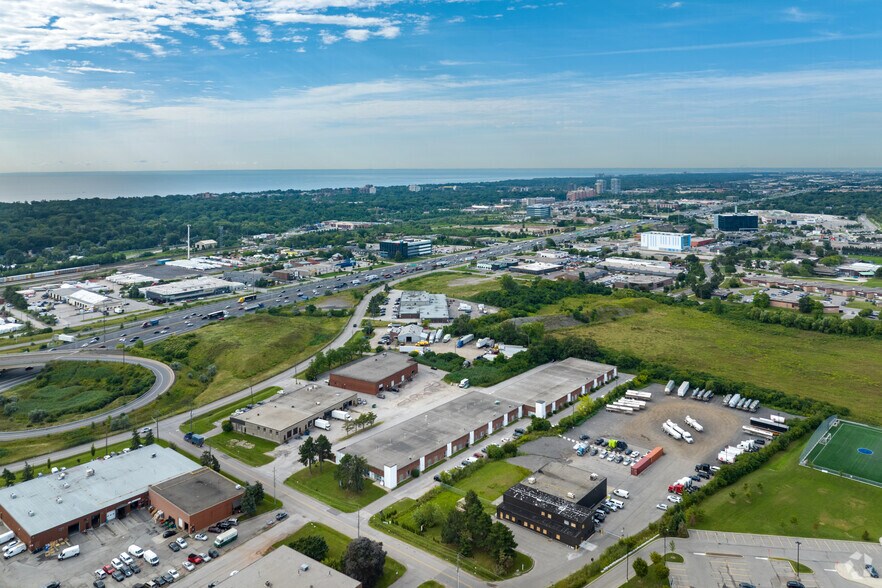 More Photos Of 1100 Invicta Dr, Oakville Light Manufacturing For Lease
