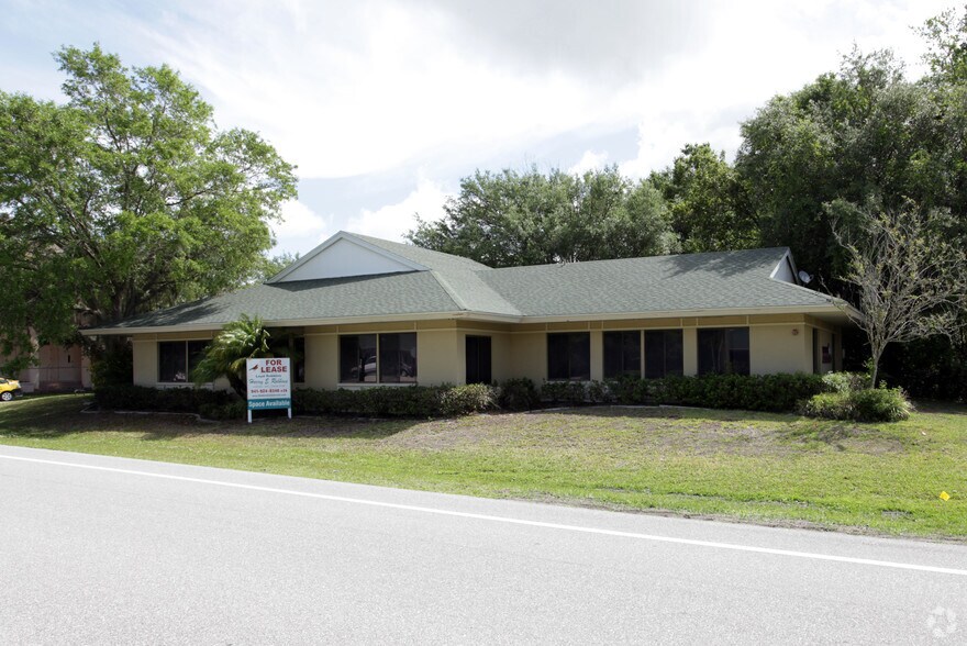 More Photos Of 31 Sarasota Center Blvd, Sarasota Office For Lease