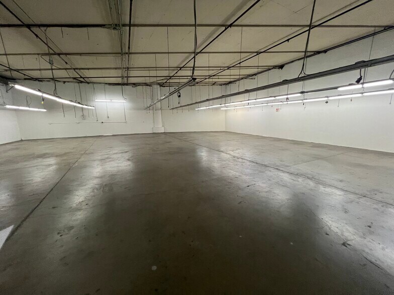 More Photos Of 1341-1377 S Santa Fe Ave, Los Angeles Warehouse For Lease