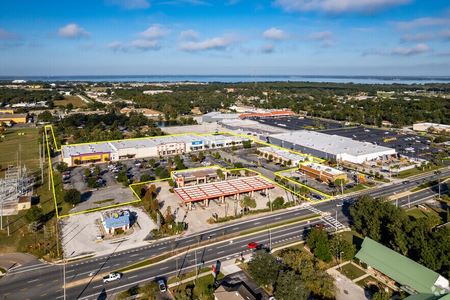 More Photos Of 2816-2830 S Bay St, Eustis General Retail For Lease