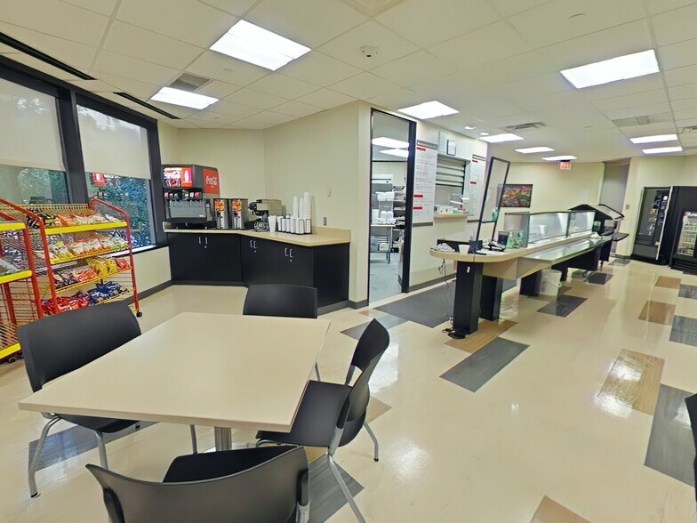 More Photos Of 70 NE Loop 410, San Antonio Office For Lease