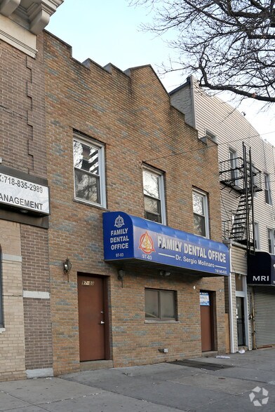 More Photos Of 9703 101st Ave, Jamaica Medical For Lease