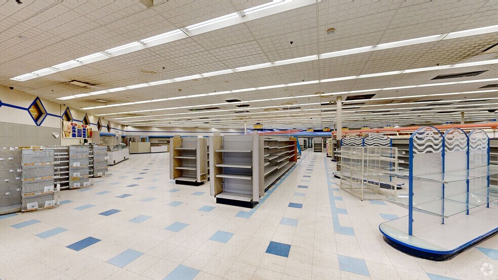 More Photos Of 1605 S San Jacinto Ave, San Jacinto Drugstore For Sale