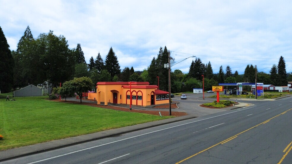 More Photos Of 2301 Main St, Sweet Home Restaurant For Sale