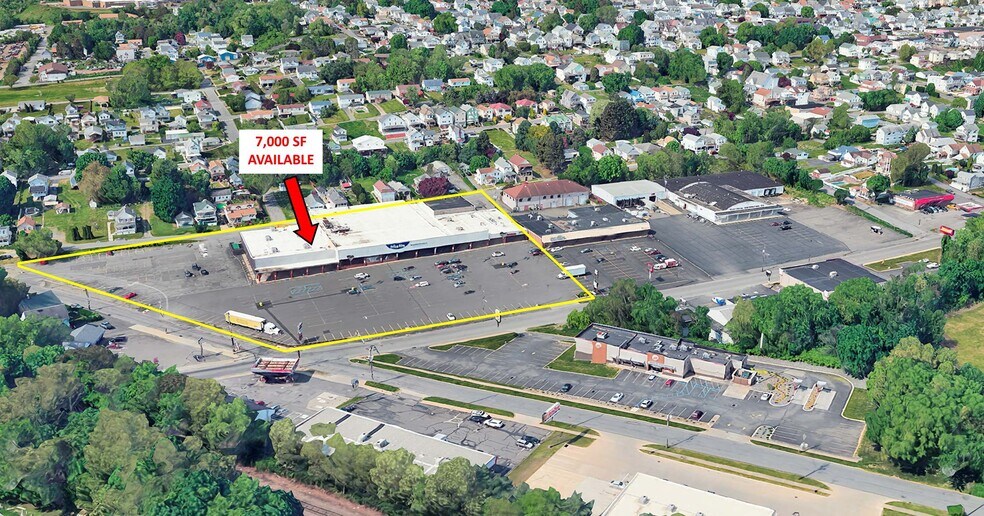 More Photos Of 611 Luzerne St, Scranton Storefront For Lease