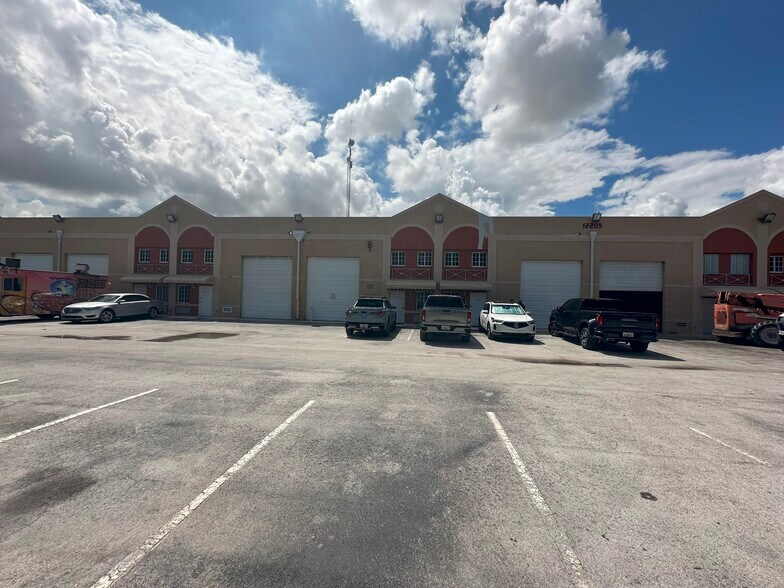 More Photos Of 12209 NW 106th Ct, Miami Warehouse For Sale