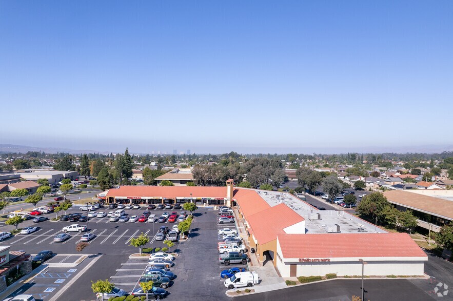 More Photos Of 24601 Raymond Way, Lake Forest Storefront For Lease