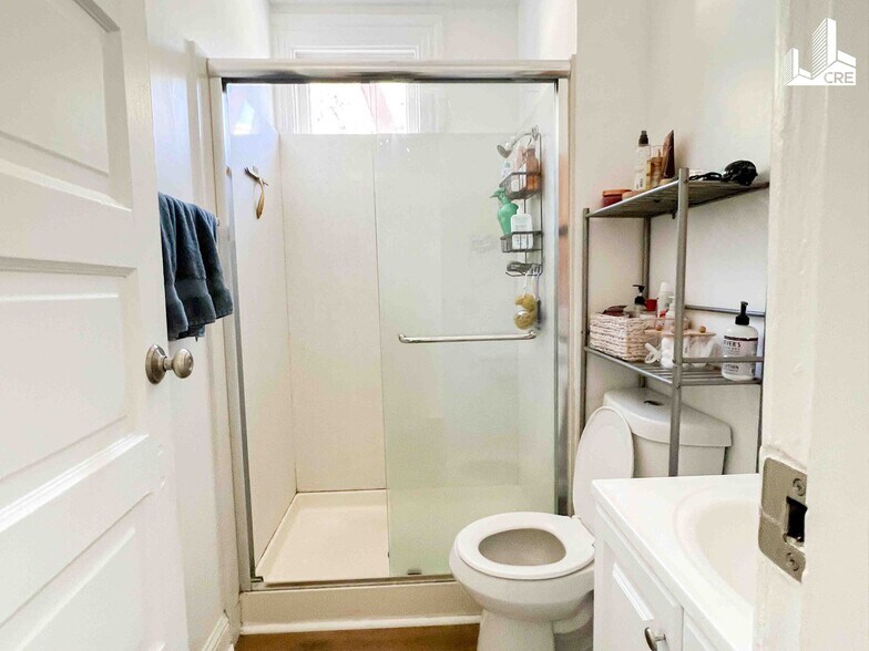 More Photos Of 661 Fillmore St, San Francisco Multifamily For Sale