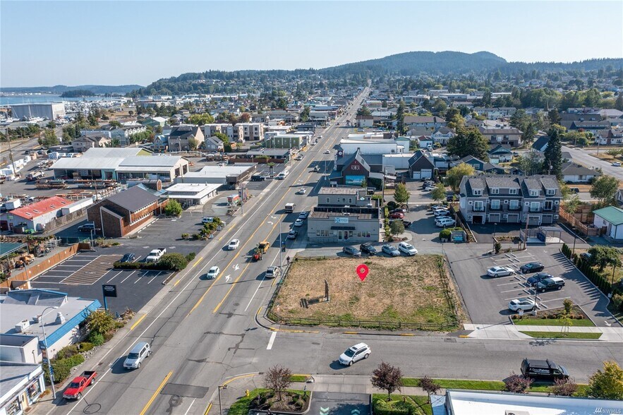 More Photos Of 1808 Commercial Ave, Anacortes Land For Sale