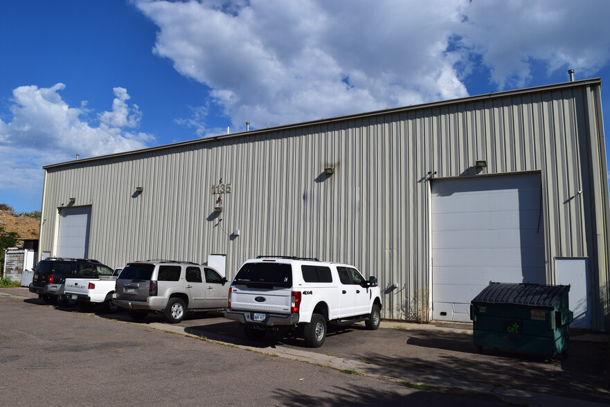 Primary Photo Of 1135 Depew Ct, Lakewood Warehouse For Lease