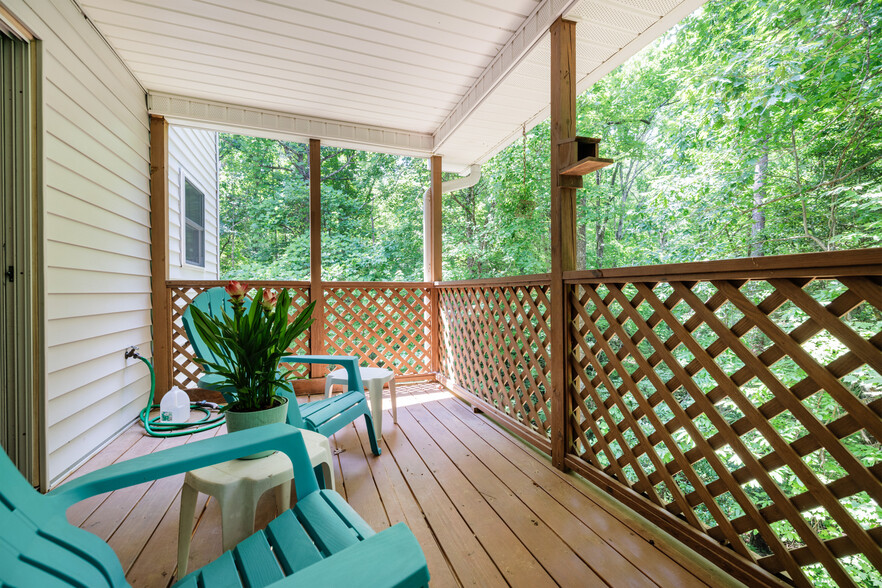 More Photos Of 129 Hiawatha Trl, Pickens Hotel For Sale