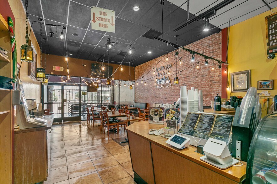 More Photos Of 5701 Figueroa St, Los Angeles Storefront For Sale