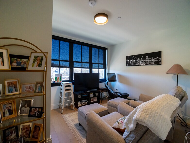 More Photos Of 100 Northampton St, Easton Apartments For Sale