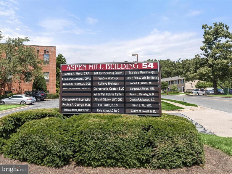 More Photos Of 54 Scott Adam Rd, Cockeysville Medical For Sale