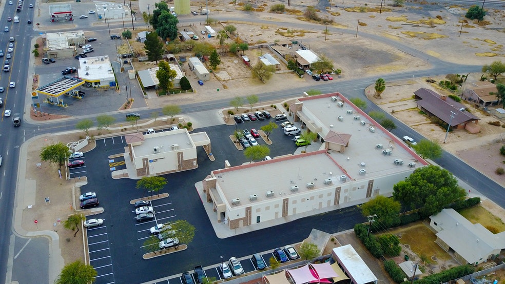 More Photos Of 19756 N Maricopa Rd, Maricopa Storefront Retail Office For Lease